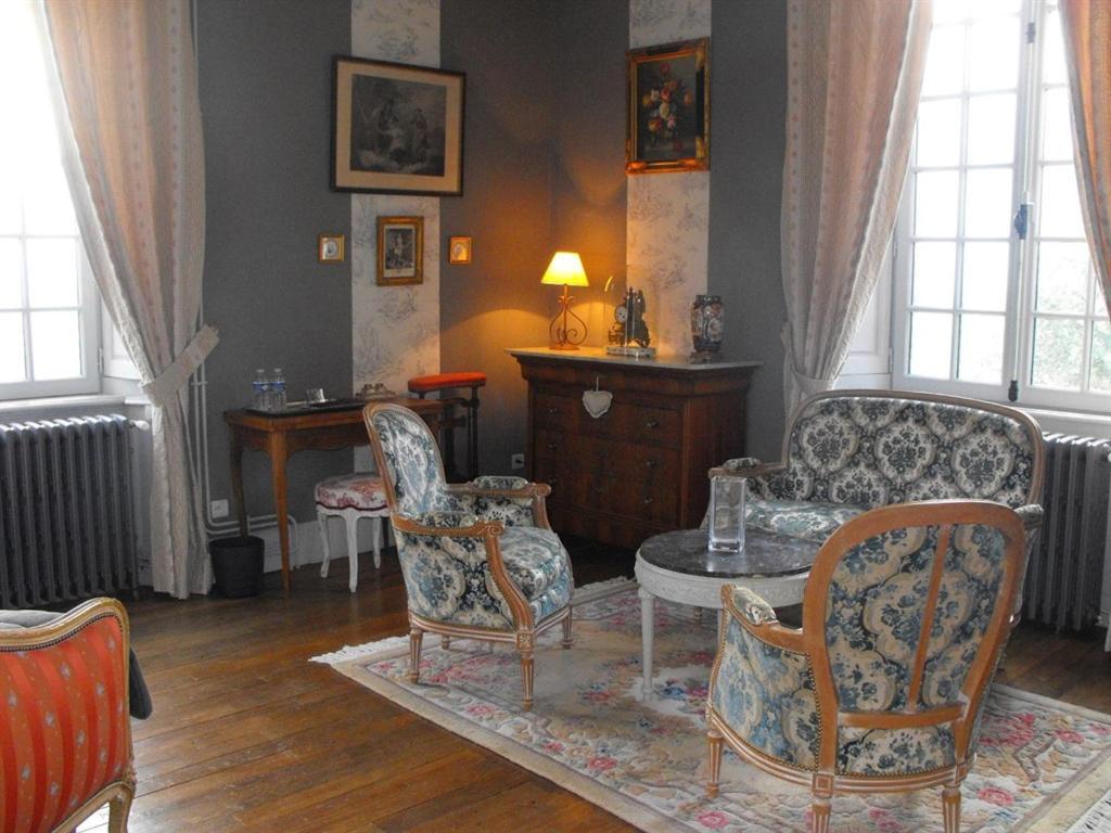 Chateau De Montbrault Fleurigné Екстериор снимка