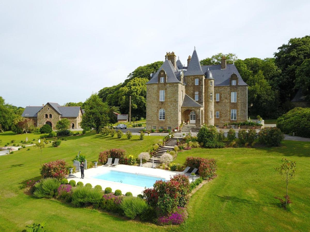 Chateau De Montbrault Fleurigné Екстериор снимка